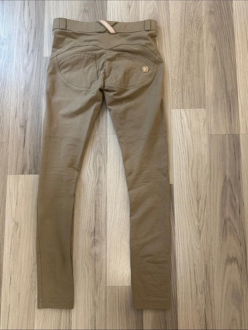 Freddy wr.up Beige regular height full length XXS butt elevating pants
